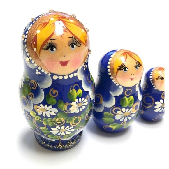 Vintage Blue Russian Nesting Dolls Matryoshka Set of Five - Picture 3 of 7